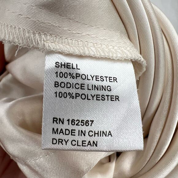 Obando Collective Wide Leg Jumpsuit with Cape Cream Size 4 - Picture 11 of 13